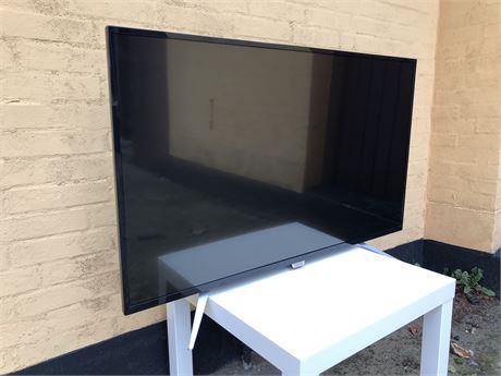 Phillips fladskærm tv 42” BDM4350