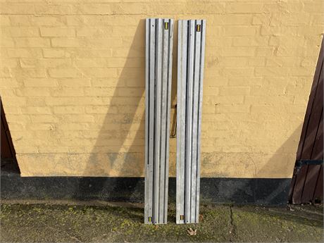 2 stk. fremføringsskinner til dyksav, DEWALT