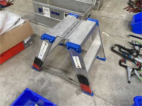 2 trins metaltrappe foldbar